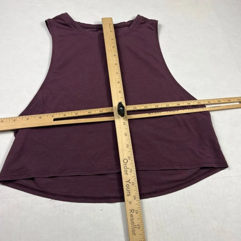 Lululemon Womens Cropped Tank Top Purple Relaxed Fit Athleisure Sleeveless 4/6